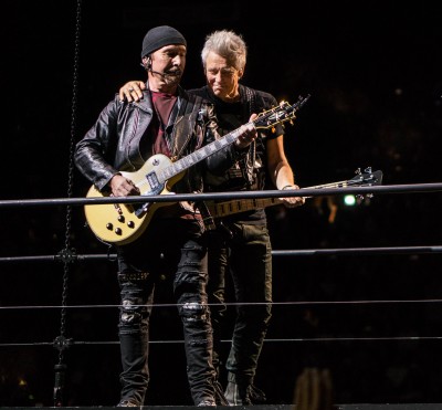 U2